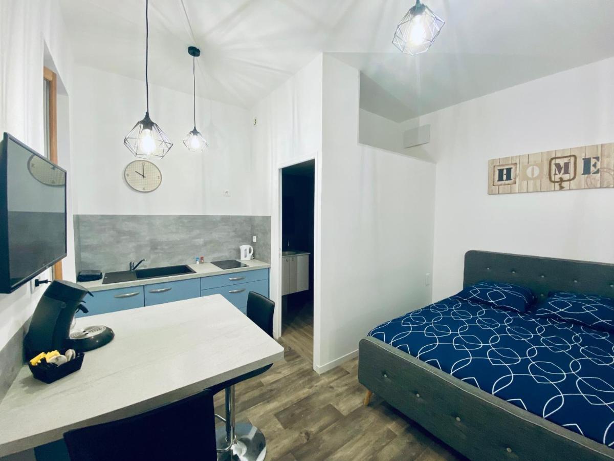 Апартаменты Studio Neuf Bien Place, Jardin Et Parking Gratuit Тулуза Экстерьер фото