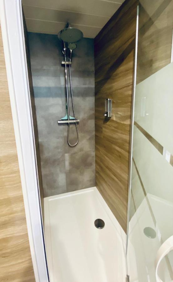 Апартаменты Studio Neuf Bien Place, Jardin Et Parking Gratuit Тулуза Экстерьер фото